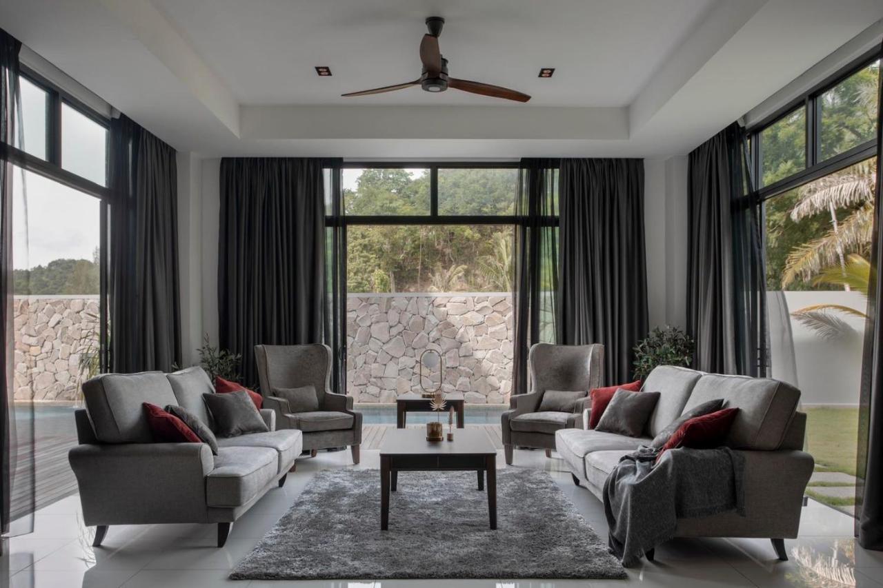 Lavanya H Villa 12A Luxury Bungalow With Private Swimming Pool H 豪华泳池别墅 ปันไตเจอนัง ภายนอก รูปภาพ