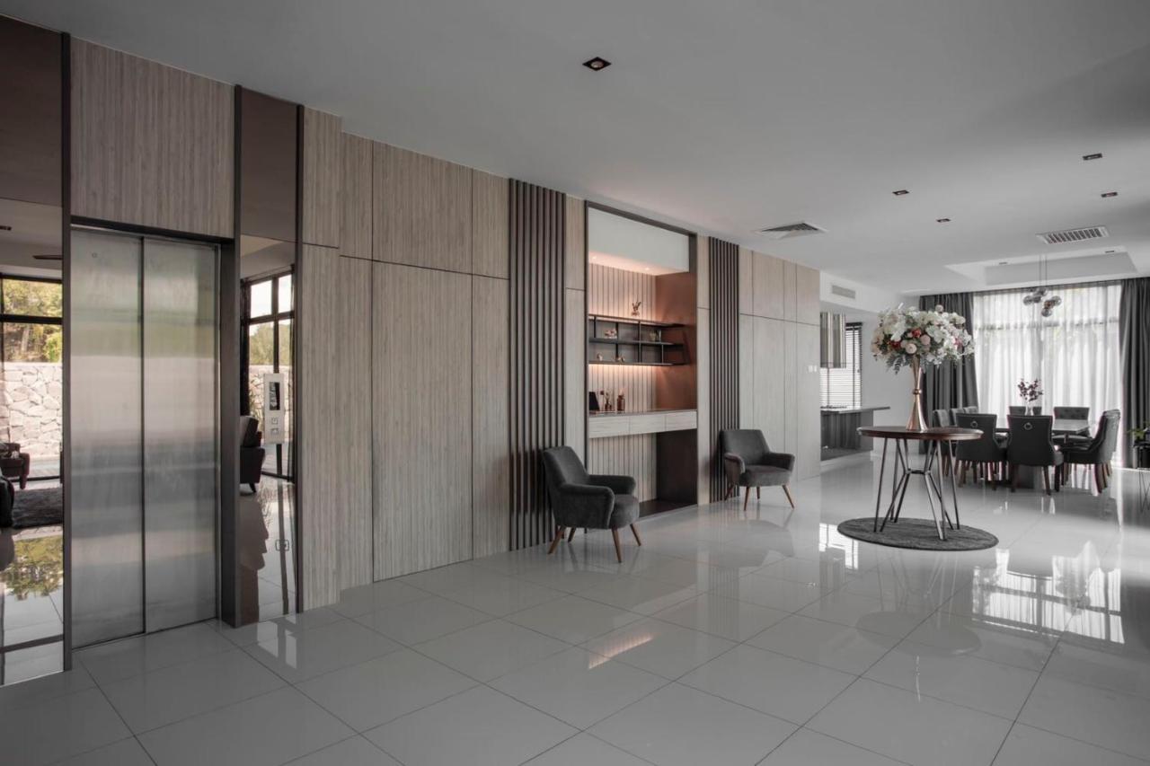 Lavanya H Villa 12A Luxury Bungalow With Private Swimming Pool H 豪华泳池别墅 ปันไตเจอนัง ภายนอก รูปภาพ